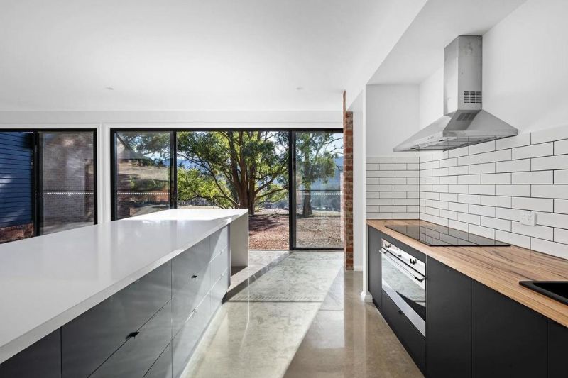 concrete-kitchen-floors-residential-Southern-NSW